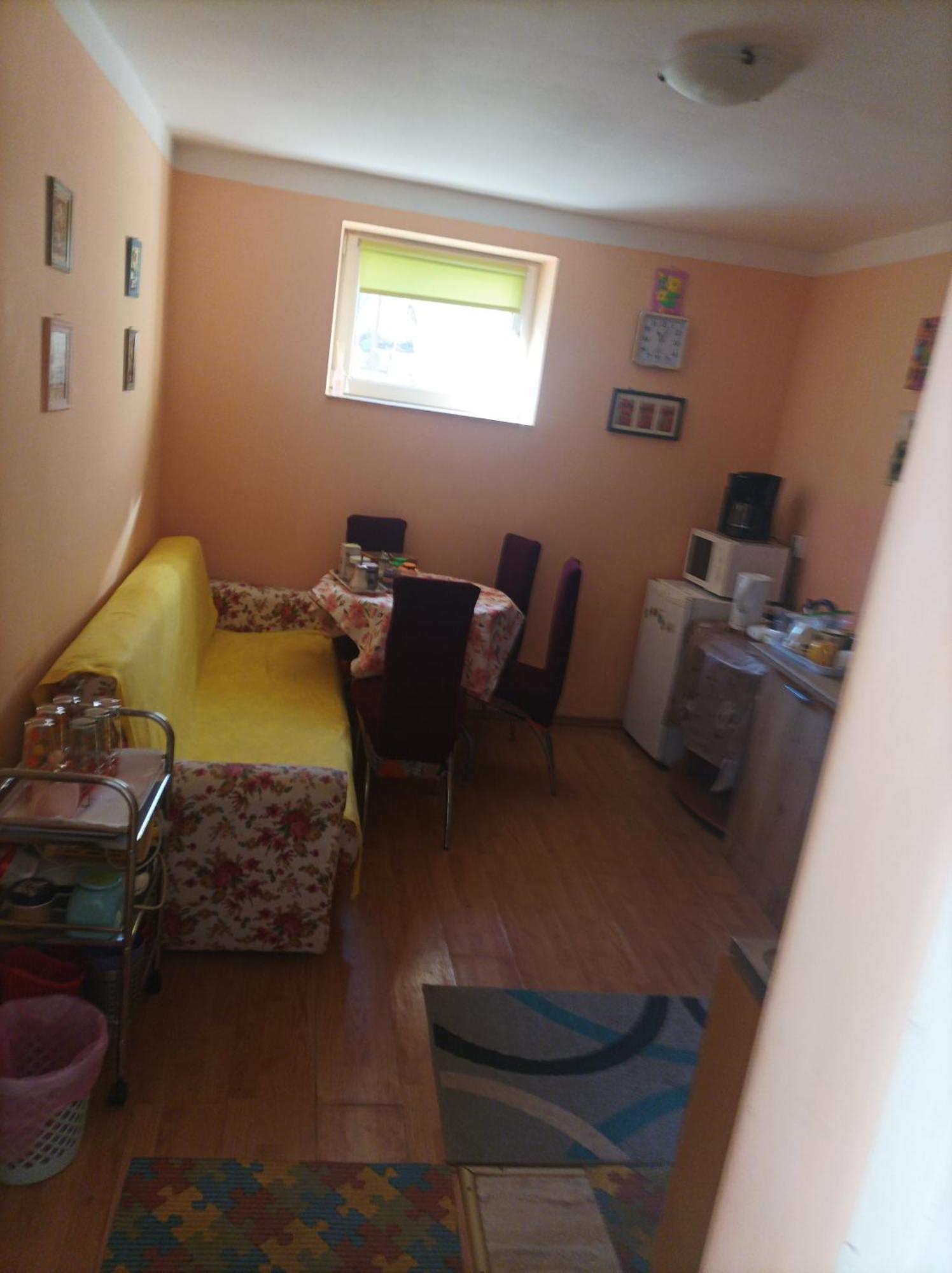 Apartament Cu Doua Camere Si Gradina Kluż-Napoka Zewnętrze zdjęcie