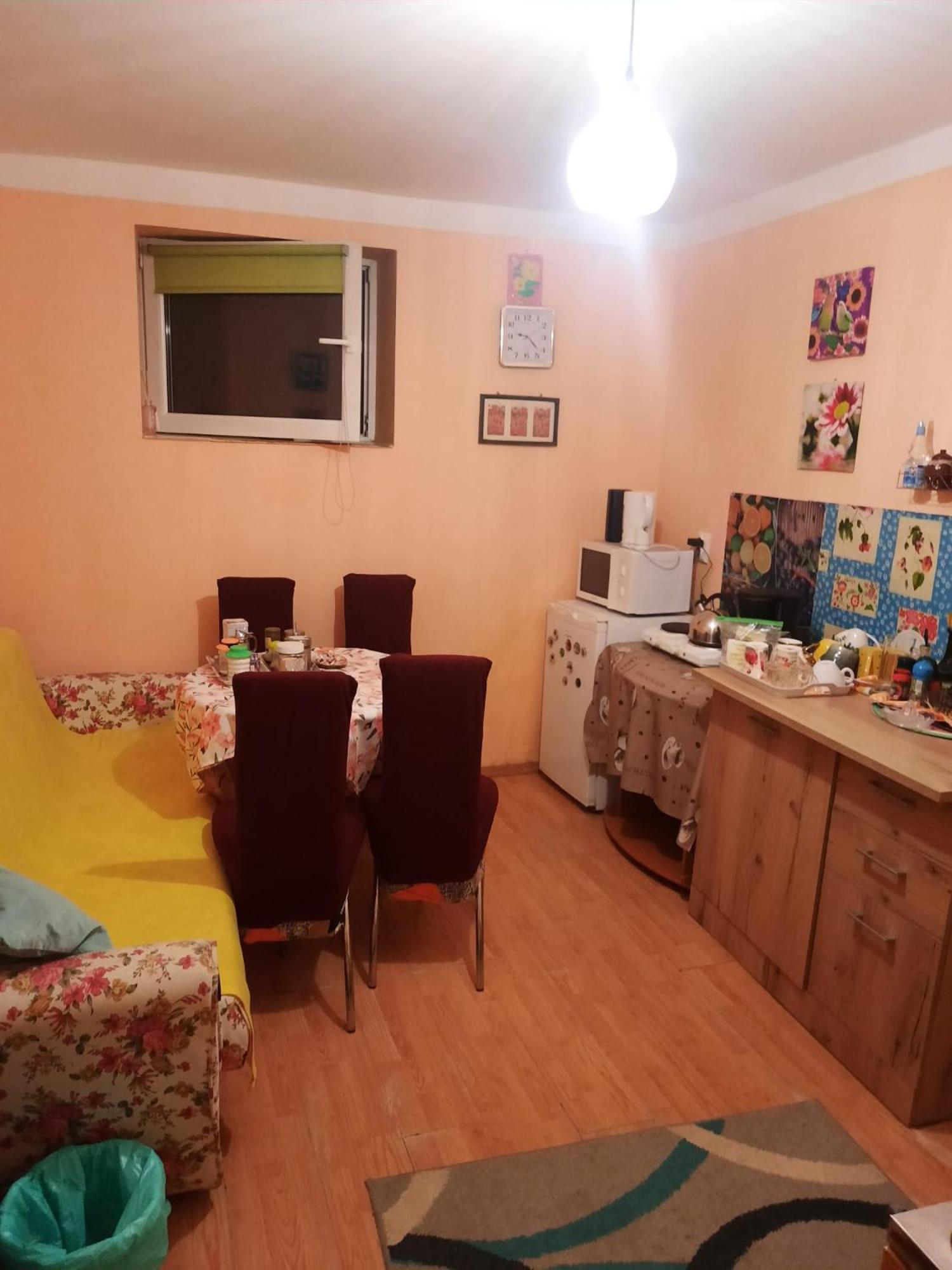 Apartament Cu Doua Camere Si Gradina Kluż-Napoka Zewnętrze zdjęcie